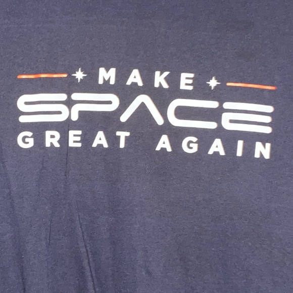 FREE W/BUNDLE Made In USA🇺🇸 “Make Space Great Again” Space Force Shirt Like New - Picture 5 of 5